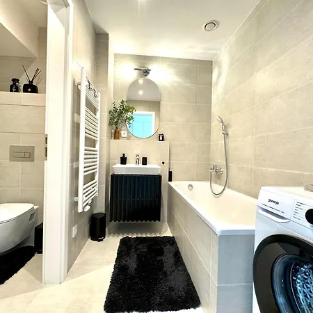 شقة Rentero New Modern, River View Near Center براغ